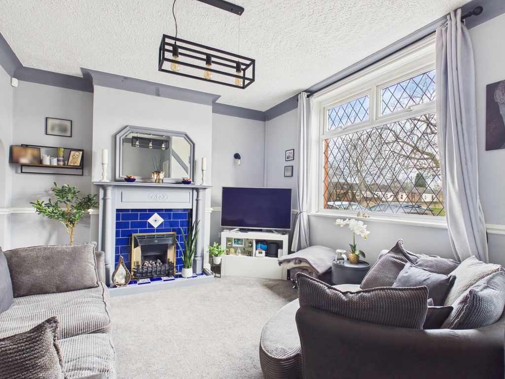 Property photo 3 of 21 Cam03729G0-Pr0263-Still001