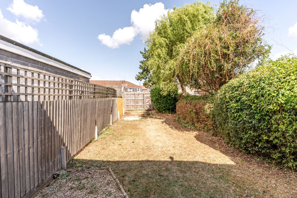 Property photo 3 of 17 3