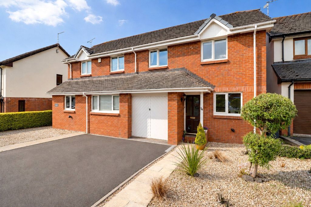Property photo 1 of 12 Picture No. 24