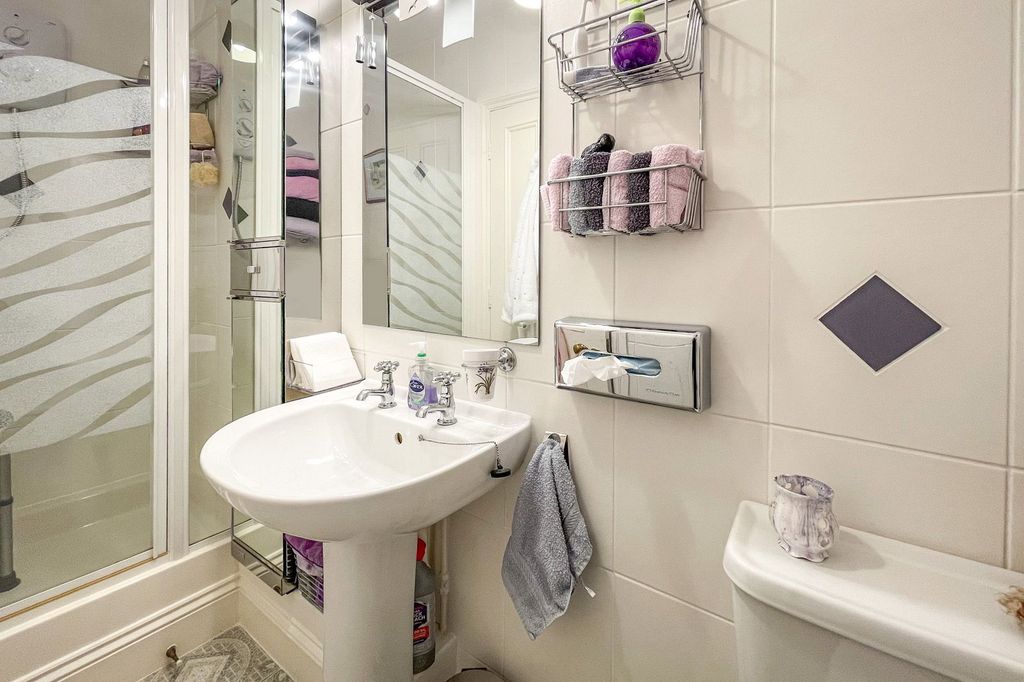 Additional image 18 of 2 bed flat for saleElliot Terrace, The Hoe, Plymouth PL1