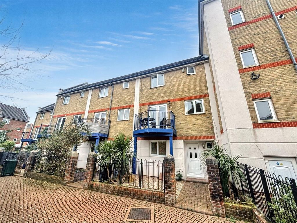 Property photo 1 of 17 4.Jpg