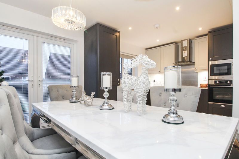 Property photo 2 of 18 Kitchen/Diner