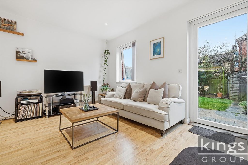 Property photo 3 of 16 Img_5738.Jpg