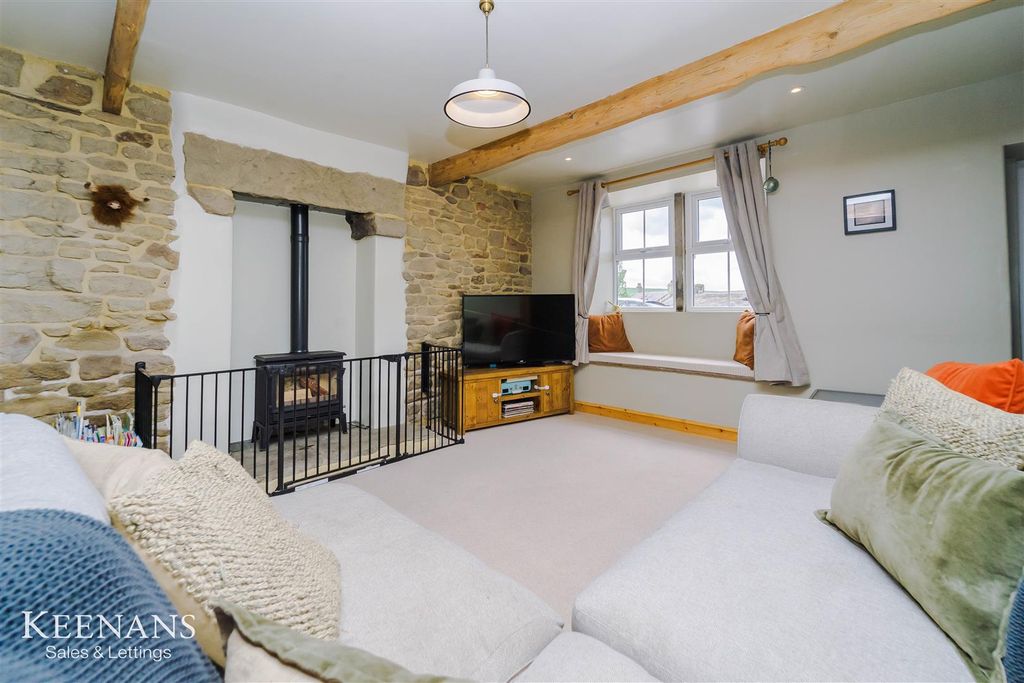 Property photo 3 of 52 25.Jpg