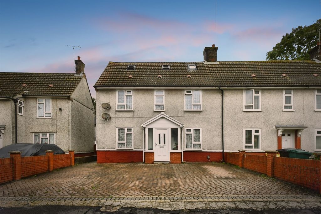 Property photo 1 of 24