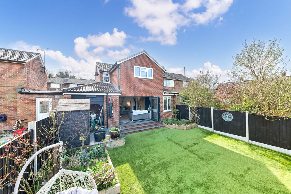 Property photo 2 of 19