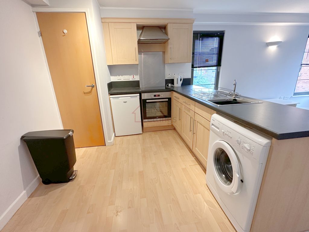 Property photo 2 of 6