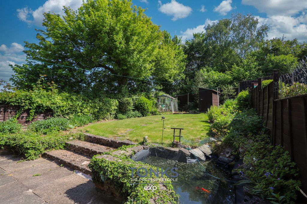 Property photo 2 of 22