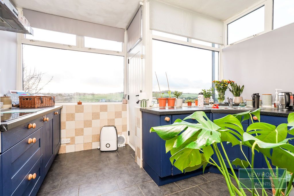 Property photo 3 of 16 Photo 7