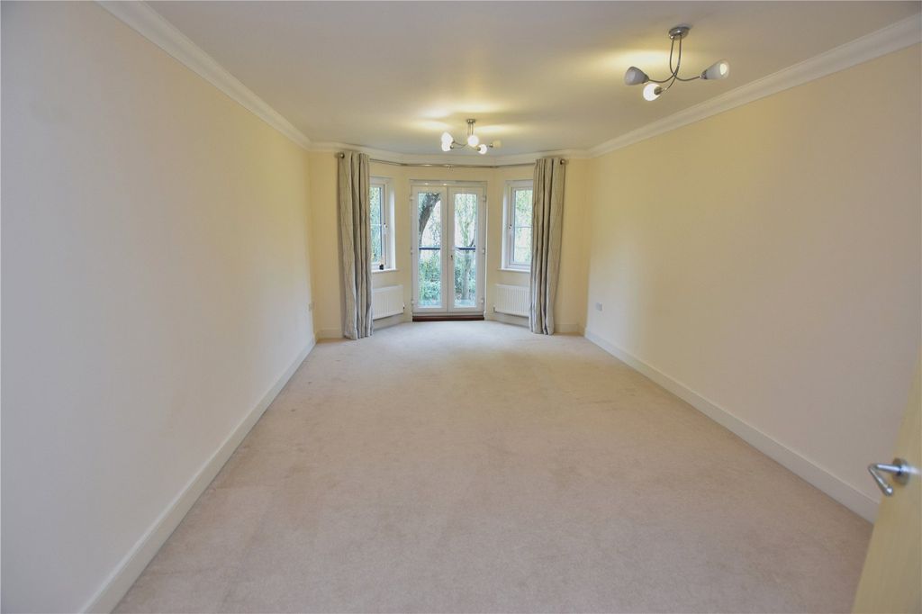 Property photo 2 of 11 Picture No. 05