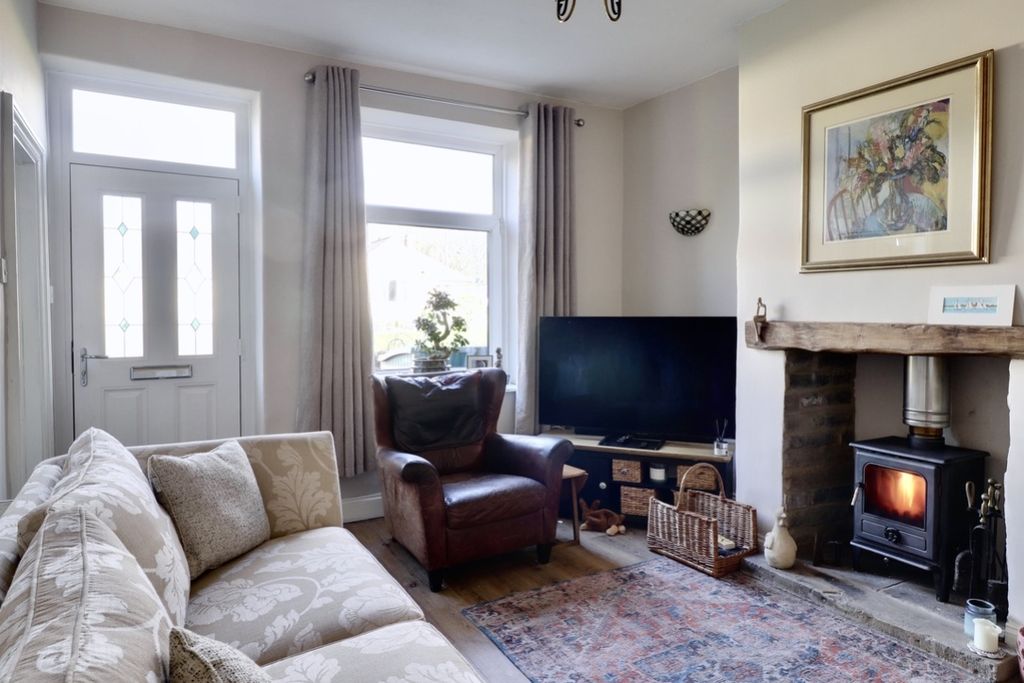 Property photo 2 of 20 Living Room