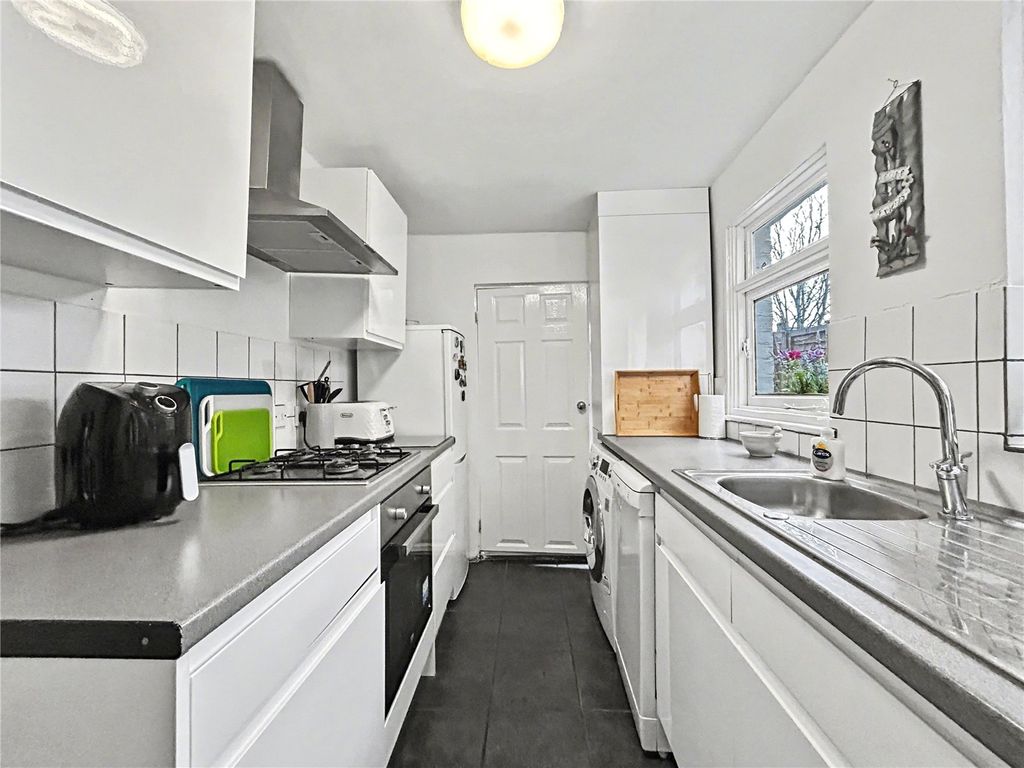 Property photo 3 of 15 Picture No. 06