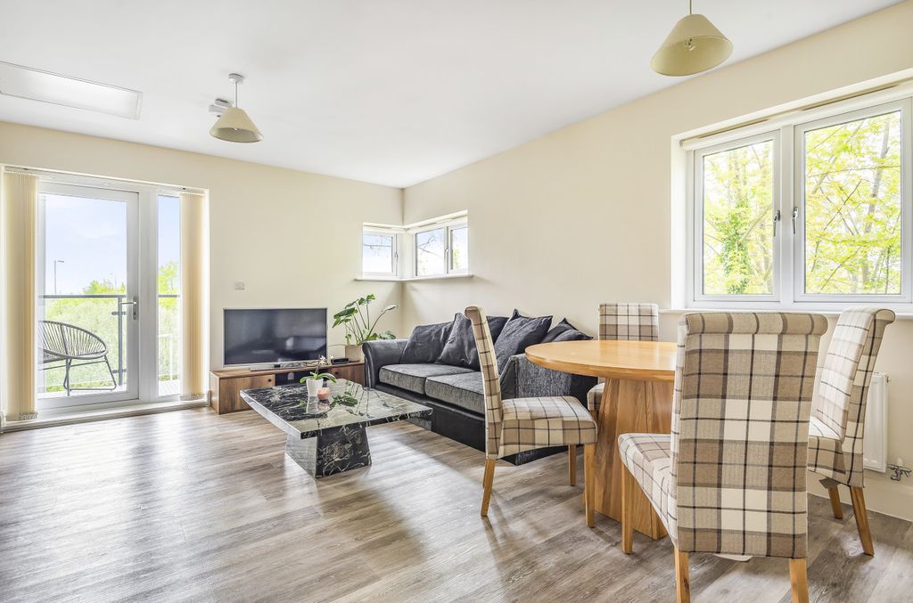 Property photo 2 of 10 726217 (2).Jpg