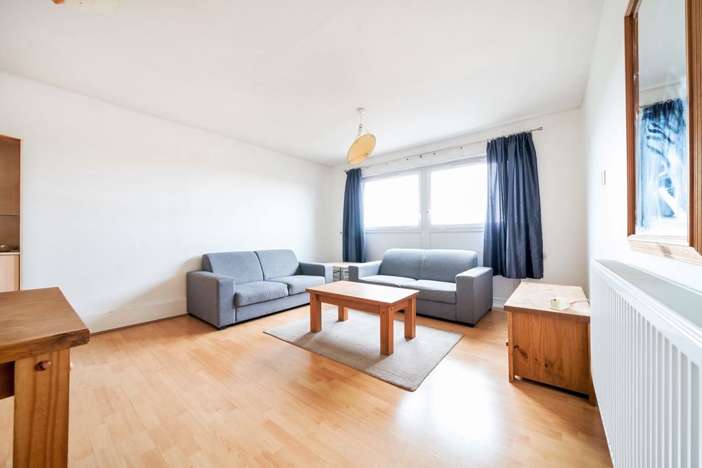 Property photo 2 of 14 1051164 (2)