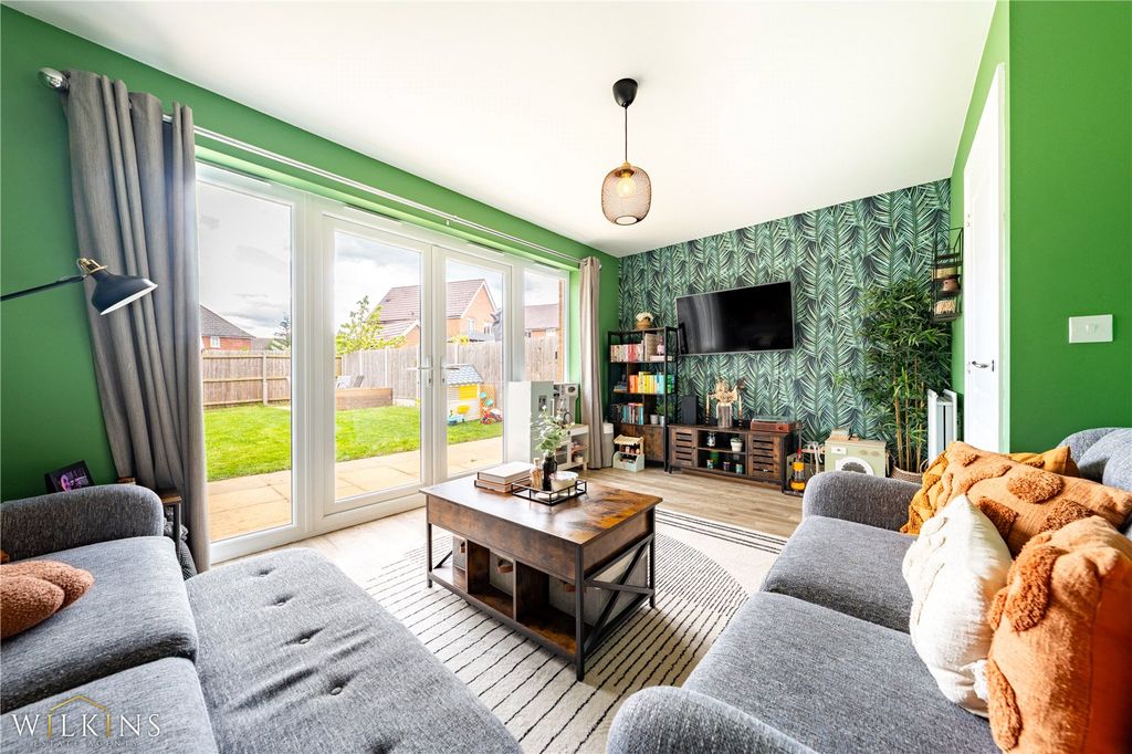 Property photo 2 of 27 Picture No. 06