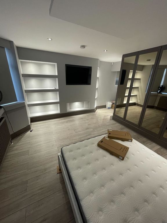 Property photo 3 of 9 Photo 11