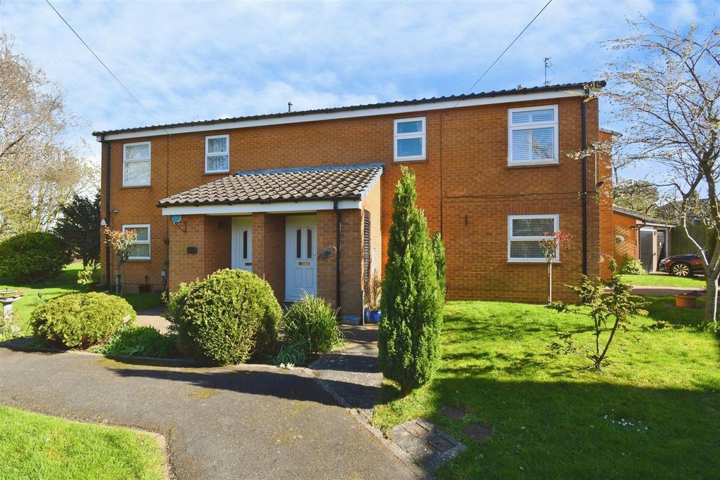 Property photo 1 of 12 c3988264-U 20 2825 29.Jpg