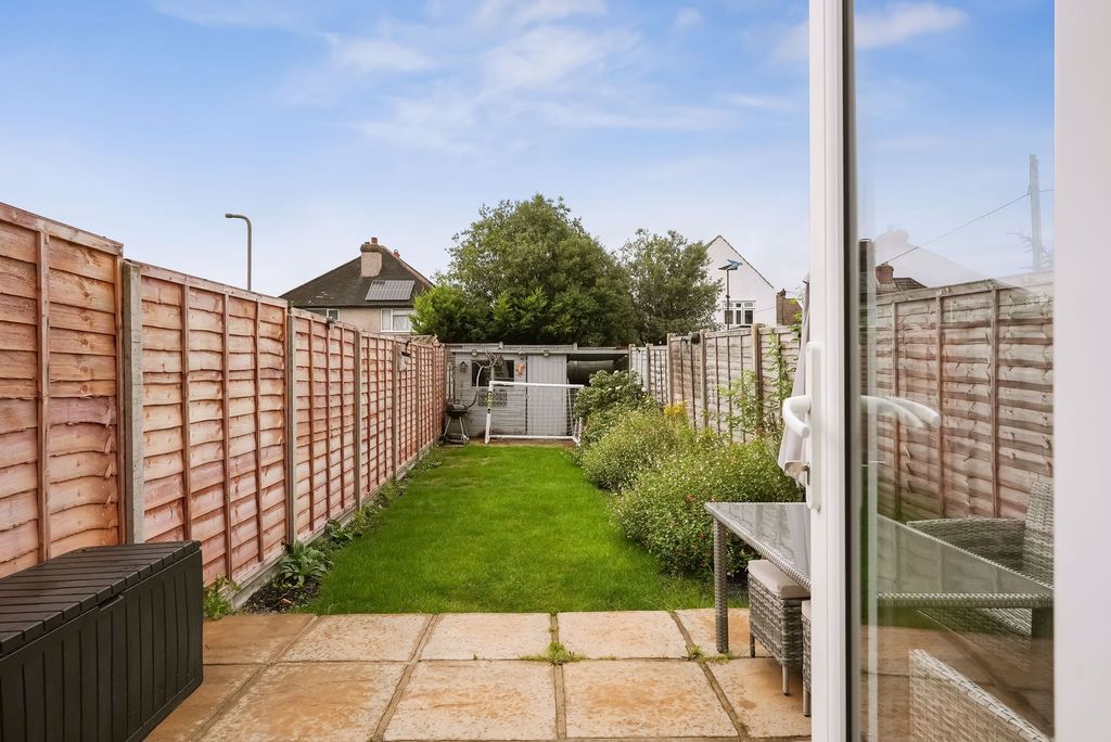 Property photo 3 of 18