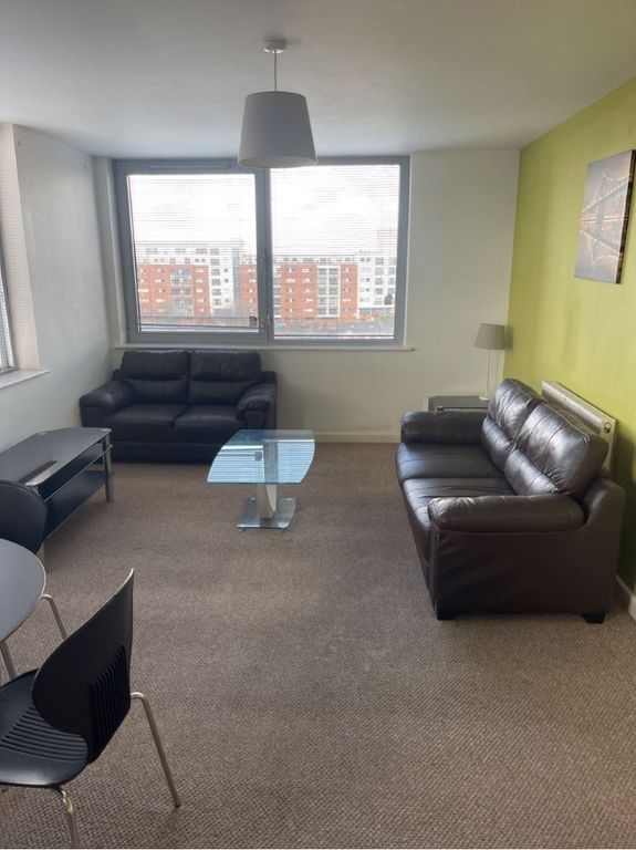 Property photo 2 of 8