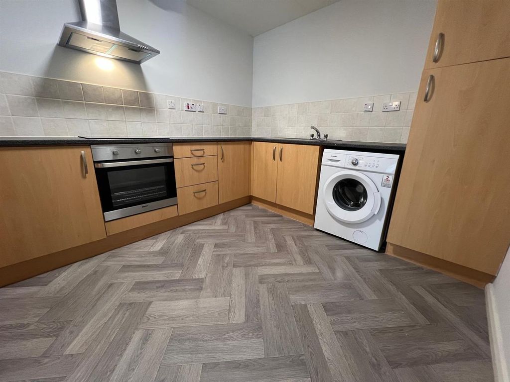 Property photo 2 of 5 Kitchen.Jpg