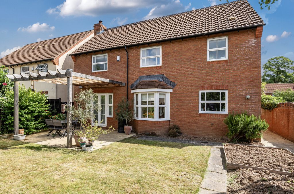 Property photo 1 of 23 1317667-7-6866cc5...