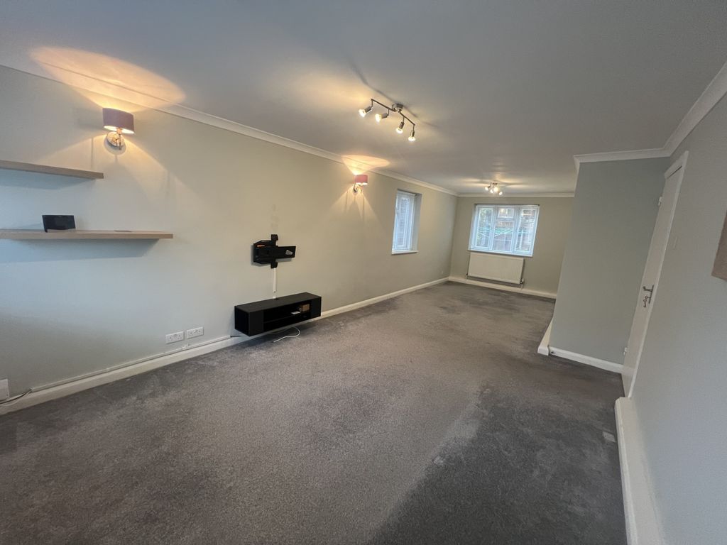 Property photo 1 of 9 Img_4908