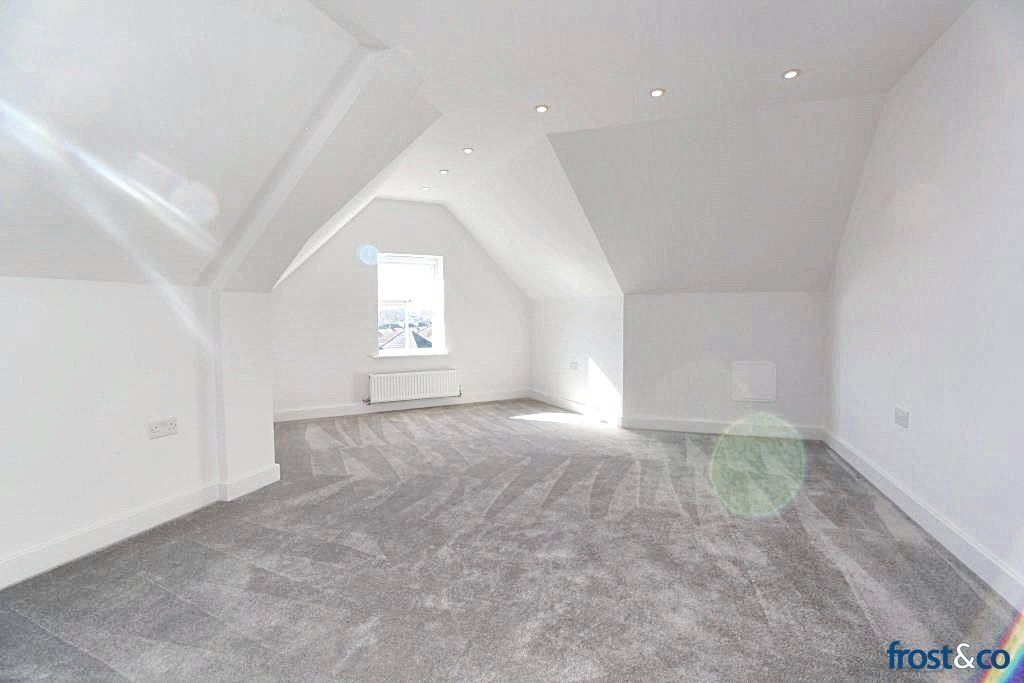 Property photo 3 of 6 Lounge