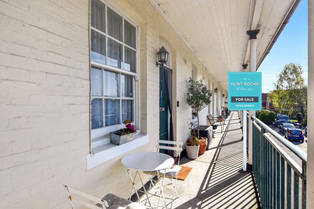 Property photo 1 of 19 Picture No. 06