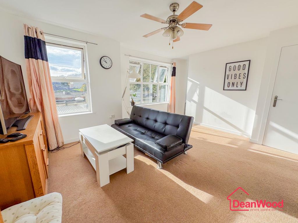 Property photo 3 of 9 Untitled-85.Jpg