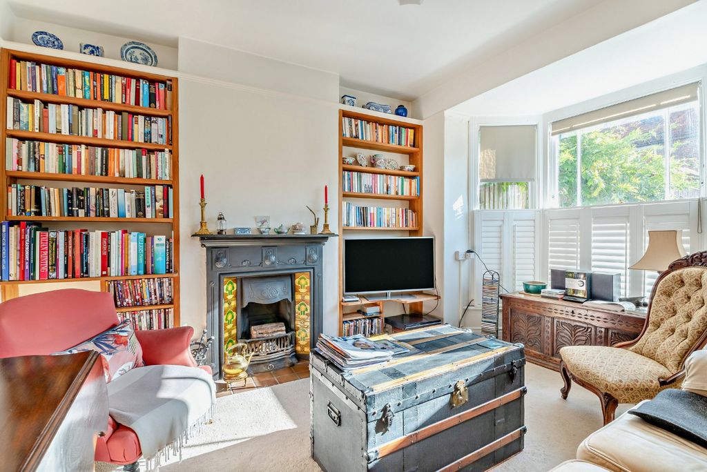 Property photo 2 of 9 Sitting Room