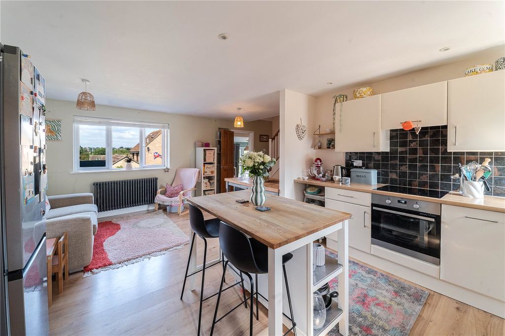 Property photo 2 of 16 Open Plan Living