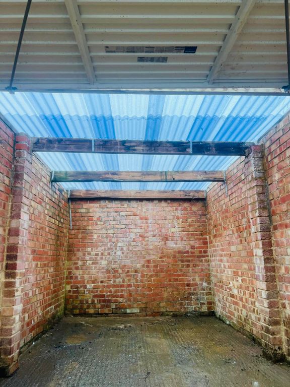 Property photo 2 of 3