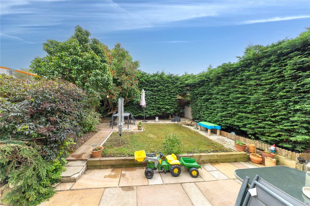 Property photo 2 of 22 Picture No. 06