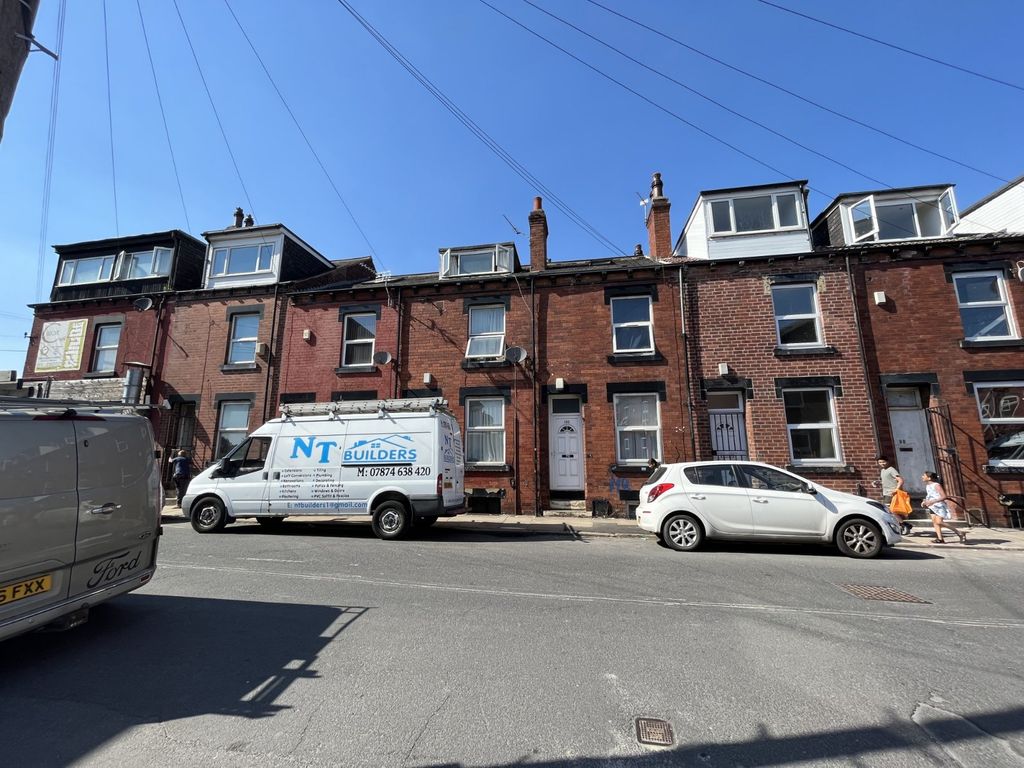 Property photo 1 of 10 Picture No. 02