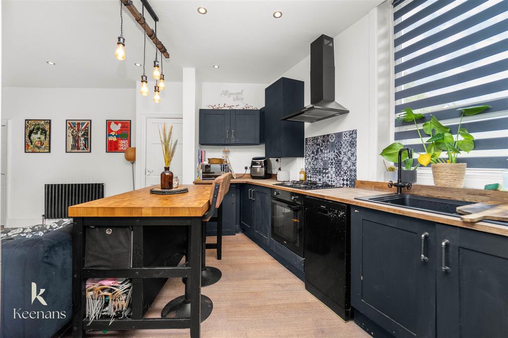 Property photo 2 of 34 2.Jpg