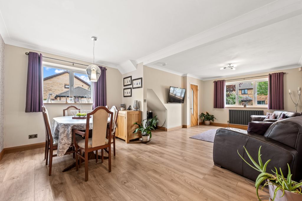 Property photo 2 of 40 P1595821-Min