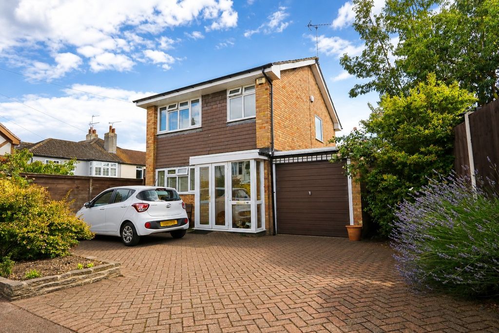 Property photo 1 of 17 3801140