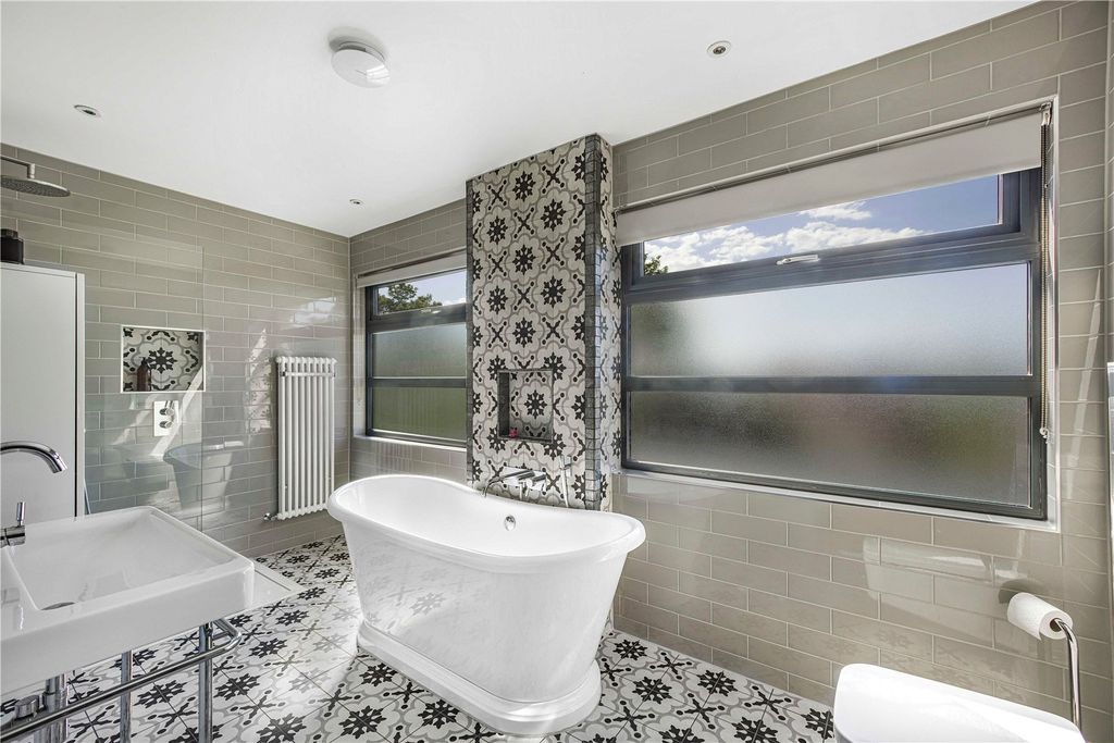 Additional image 21 of 5 bed detached house to rentAlan Drive, Hale, Altrincham, Greater Manchester WA15