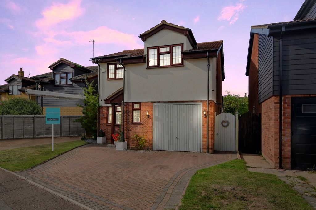 Property photo 1 of 35 Picture No. 04