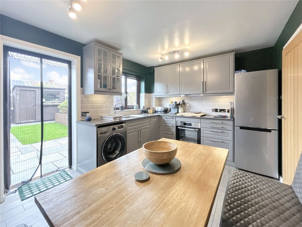 Property photo 1 of 26 Picture No. 18