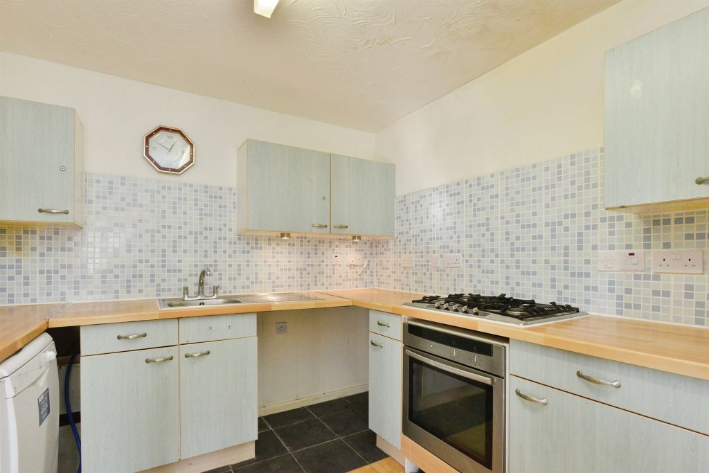 Property photo 3 of 17