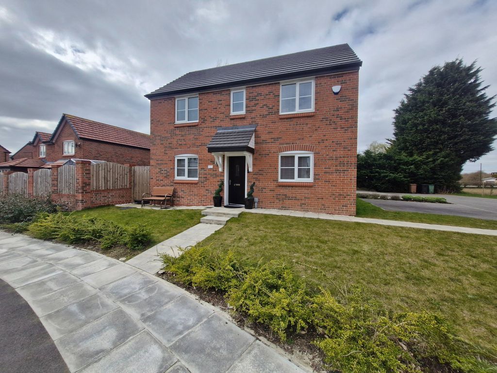 Property photo 1 of 33