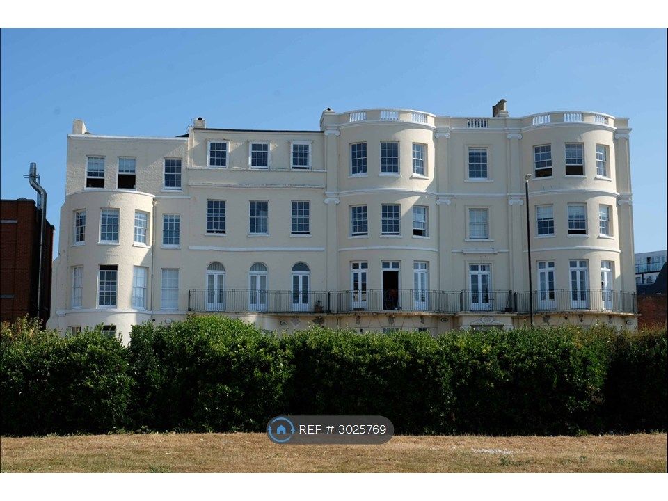 Property photo 2 of 21 Temeraire Court