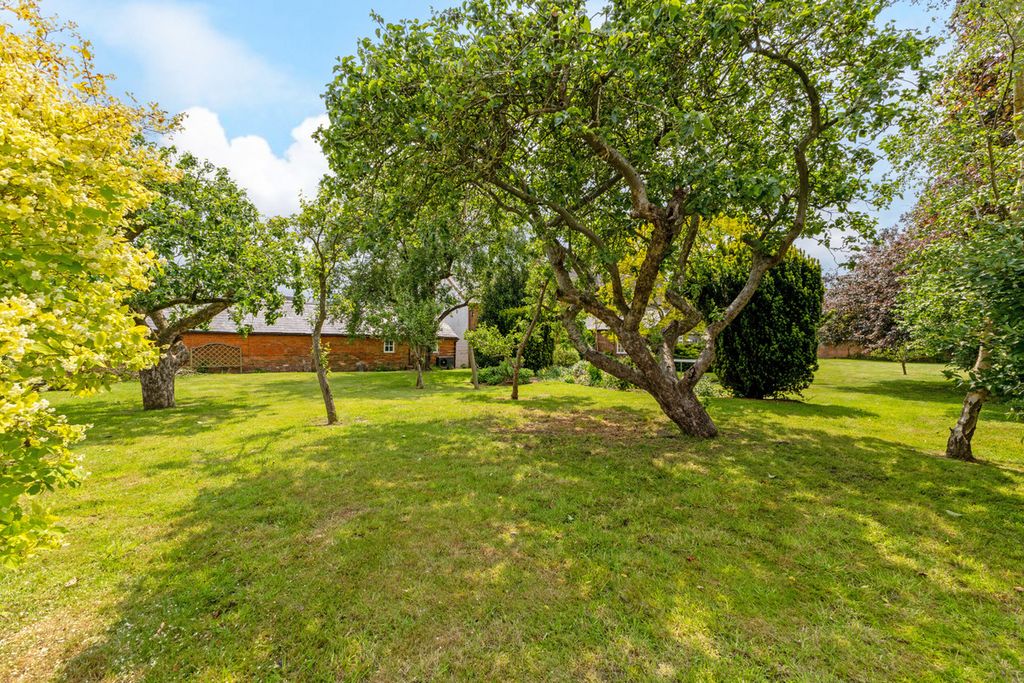 Additional image 31 of 5 bed detached house for sale9 Swinnertons Lane, Yelvertoft, Northampton Northamptonshire NN6