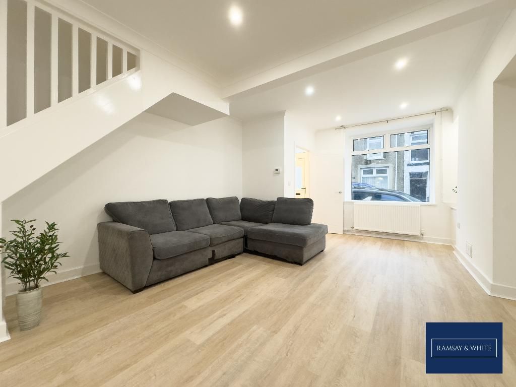 Property photo 3 of 13 Photo 3