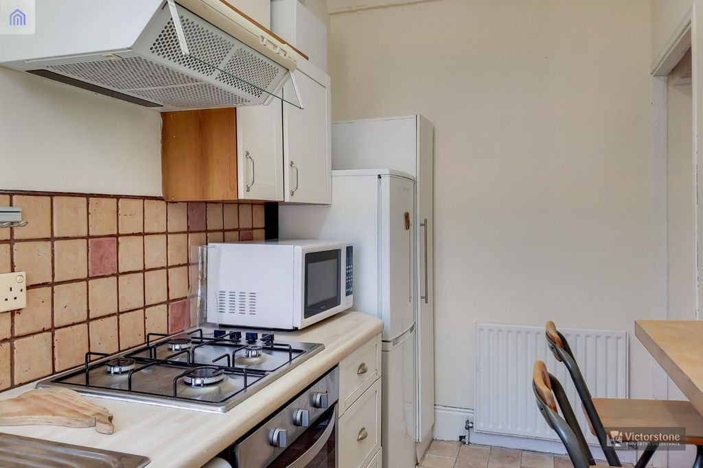 Property photo 2 of 10 1638254