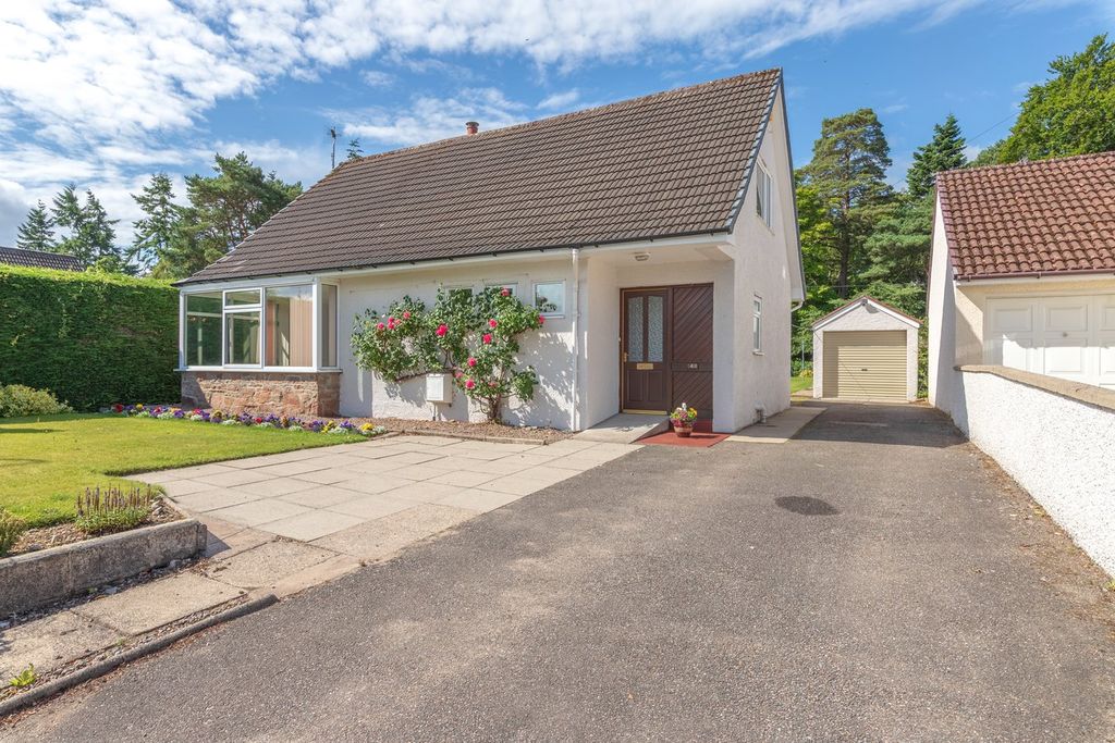 Property photo 1 of 25
