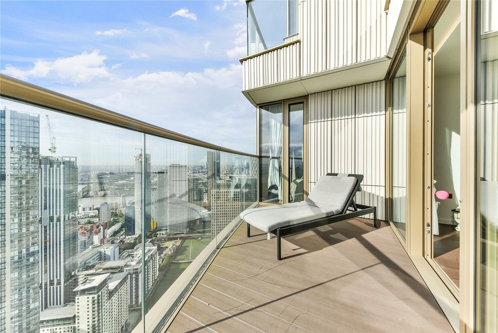 Property photo 3 of 8 Picture No. 08