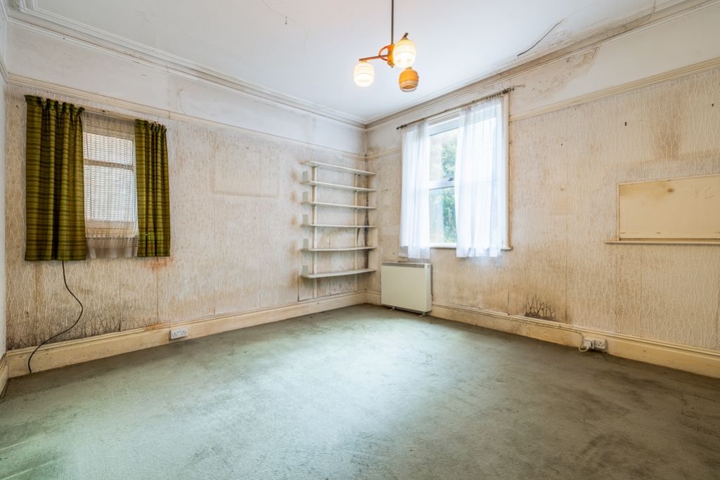 Property photo 3 of 23 93 Sleaford Road (Boston)-12