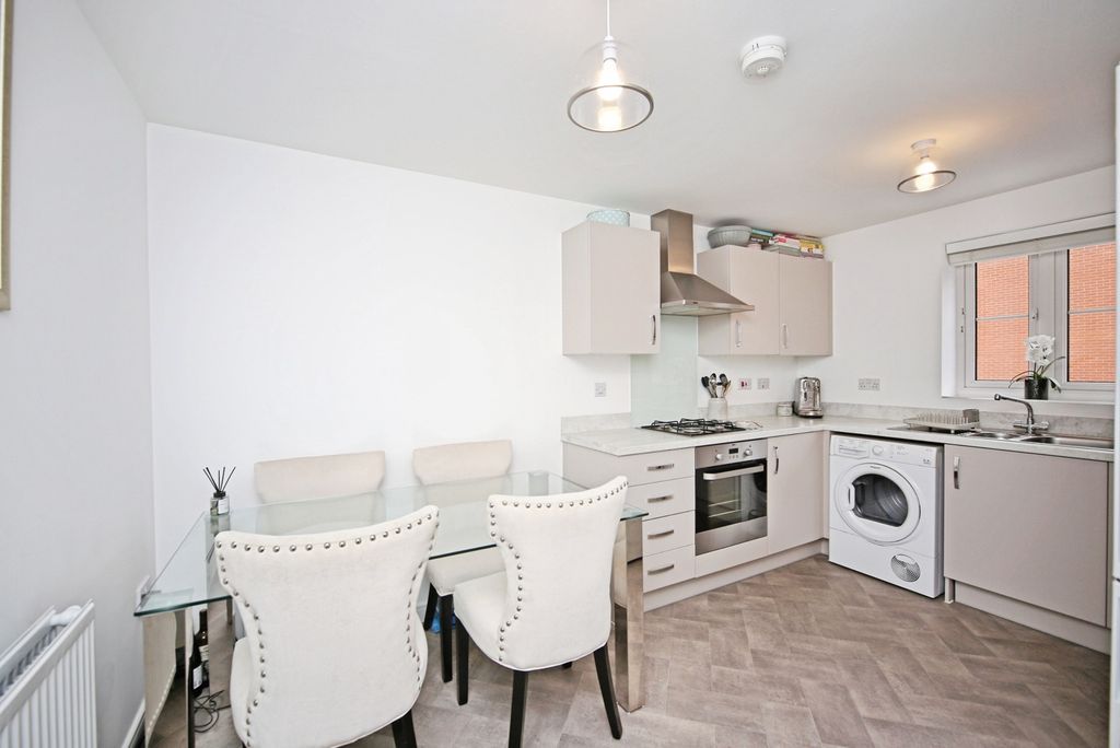 Property photo 3 of 17 Pbox-Img.Jpg